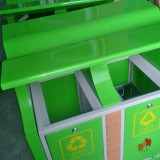 深圳市民支持利用分類垃圾桶使垃圾分類