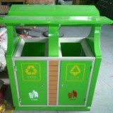 商戶門店垃圾桶環衛工定時清運