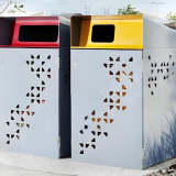 戶外的環(huán)保衛(wèi)士240 升鍍鋅板分類垃圾桶