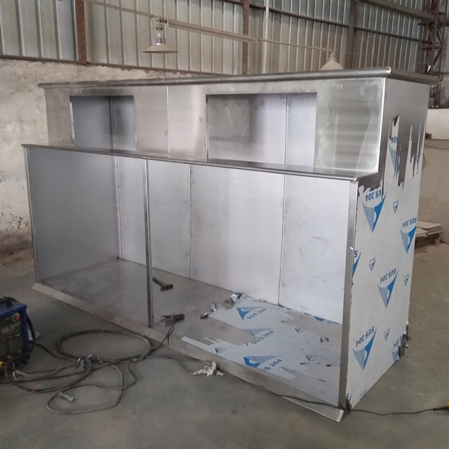 生產(chǎn)車間不銹鋼垃圾桶