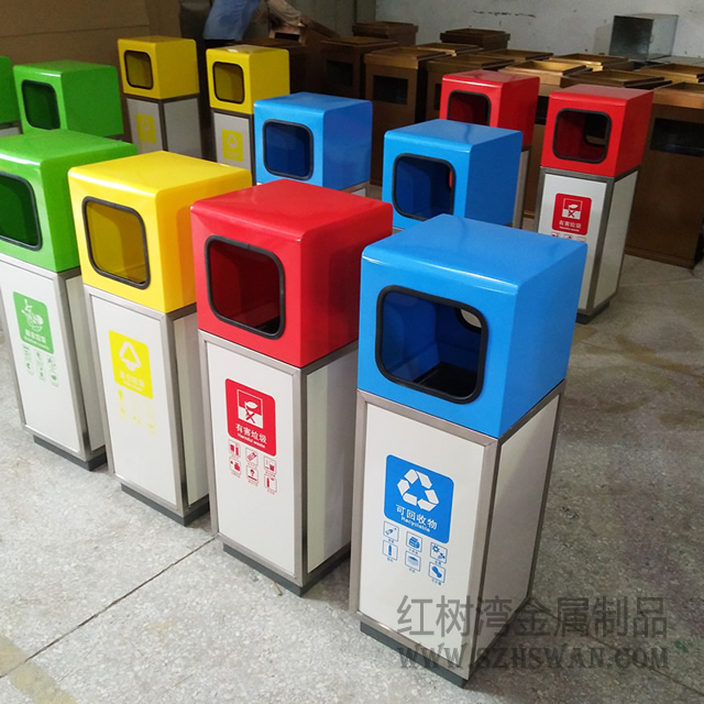 汕頭方形分類(lèi)不銹鋼垃圾桶學(xué)校采購(gòu)案例