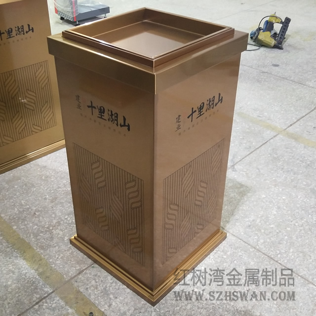 酒店方形不銹鋼果皮箱圖片011 酒店方形不銹鋼果皮箱圖片011