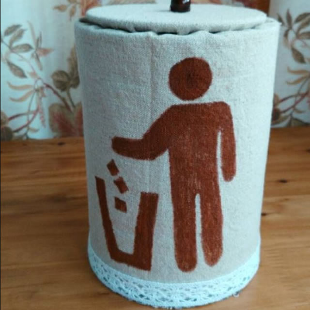 用奶粉罐手工制作分類(lèi)垃圾桶圖片007